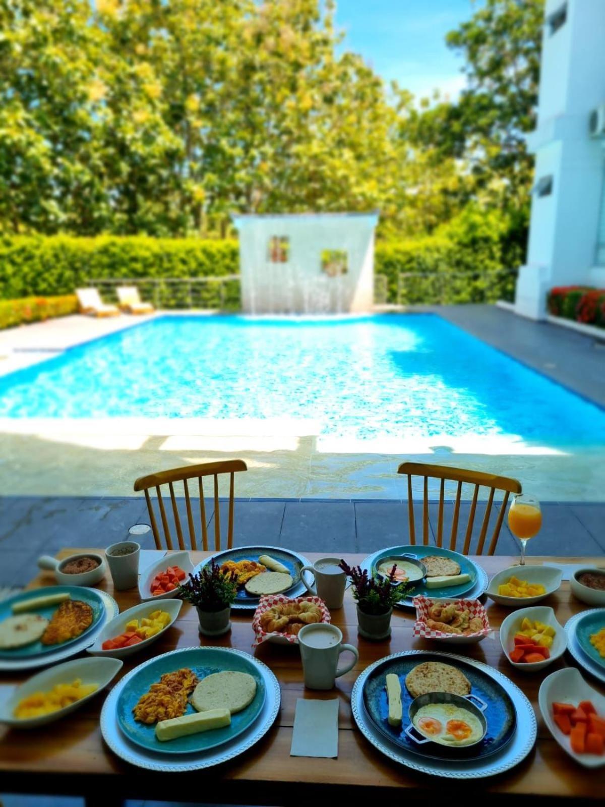 Hotel Puerto Triunfo Doradal Dış mekan fotoğraf